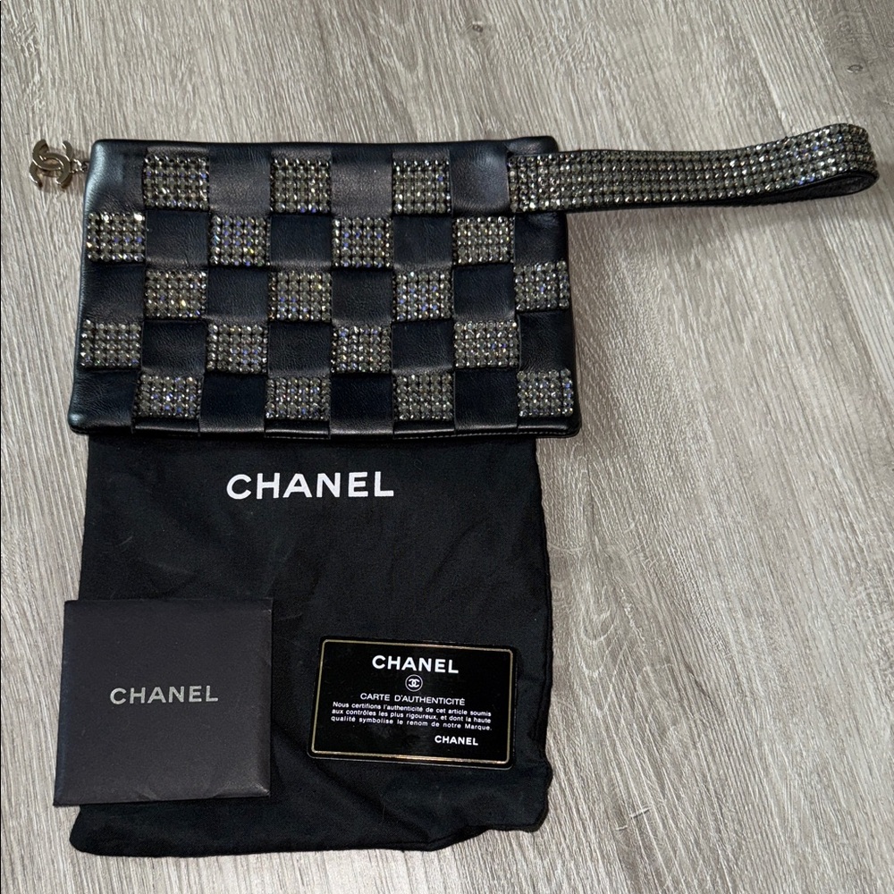 RARE CHANEL Leather Woven Strass Black Checkered Clutch Wristlet Vintage Evening - Picture 2 of 13